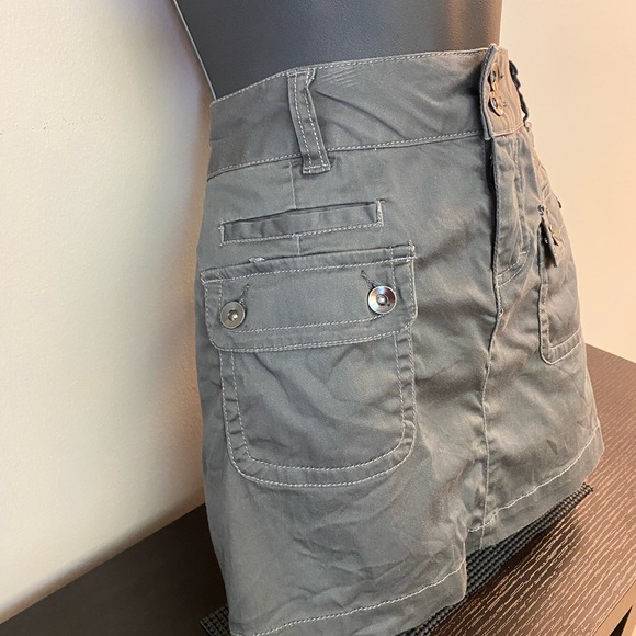 Mini skirt - Picture 4 of 10